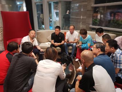 让中国企业家更有眼界——摩登7娱乐创始人李厚德率领企业家学员游学越南站
