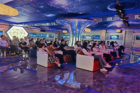 探访培育钻石，为高科技赋能！摩登7娱乐团队赴科微之星观摩学习