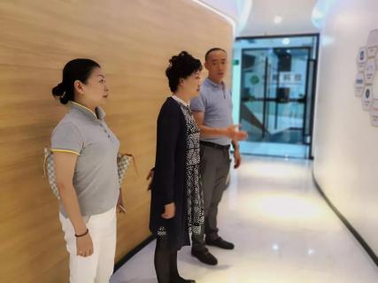 赣江南昌经开区领导受邀访问摩登7娱乐加速器，为优质项目落地南昌创造新机遇